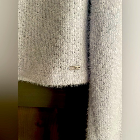 NWT HOLLISTER 
Icicle BLue cardigan sweater 
BOW tie in front super soft - Picture 3 of 5